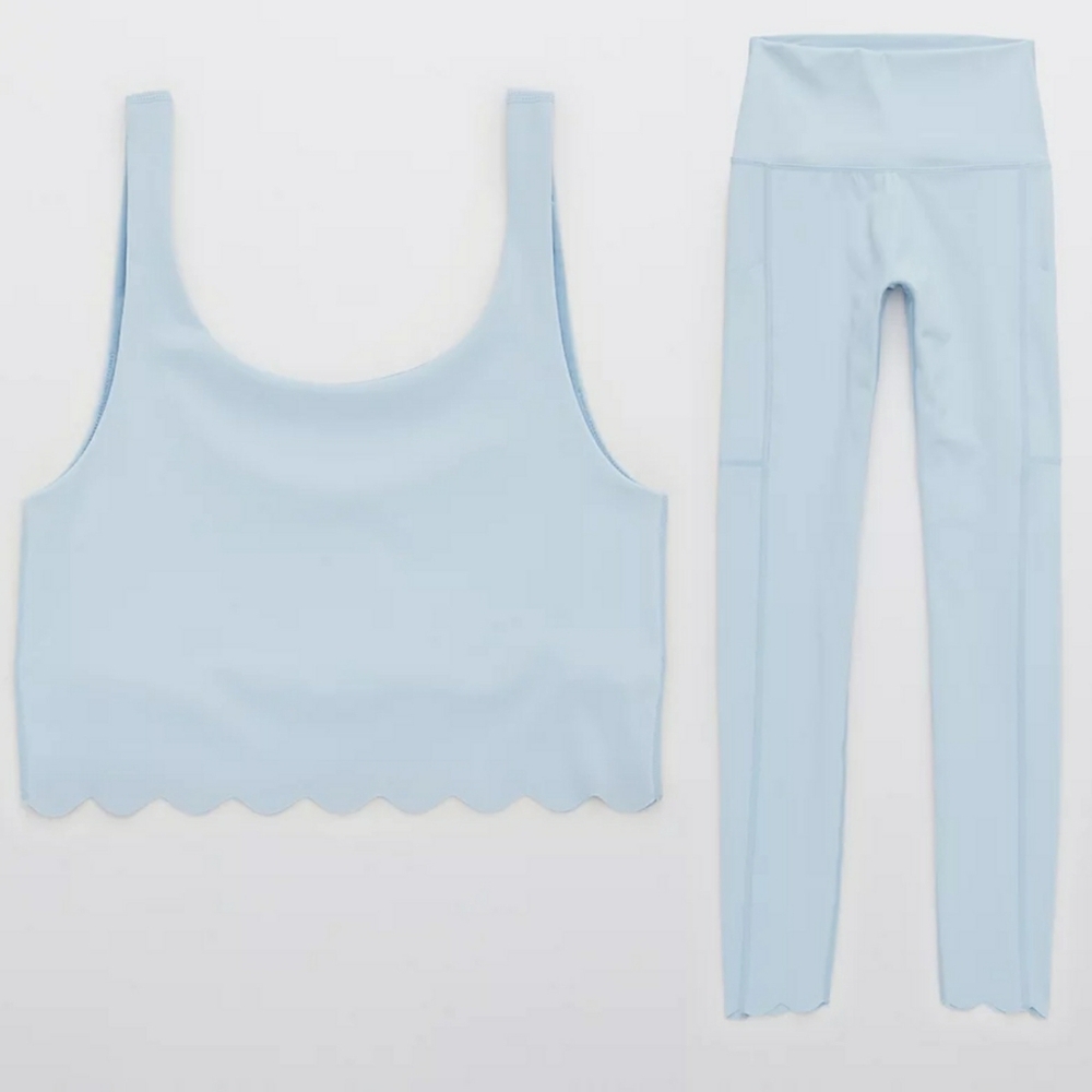 OFFLINE by aerie GOALS Scallop set medium in Beach Picnic blue